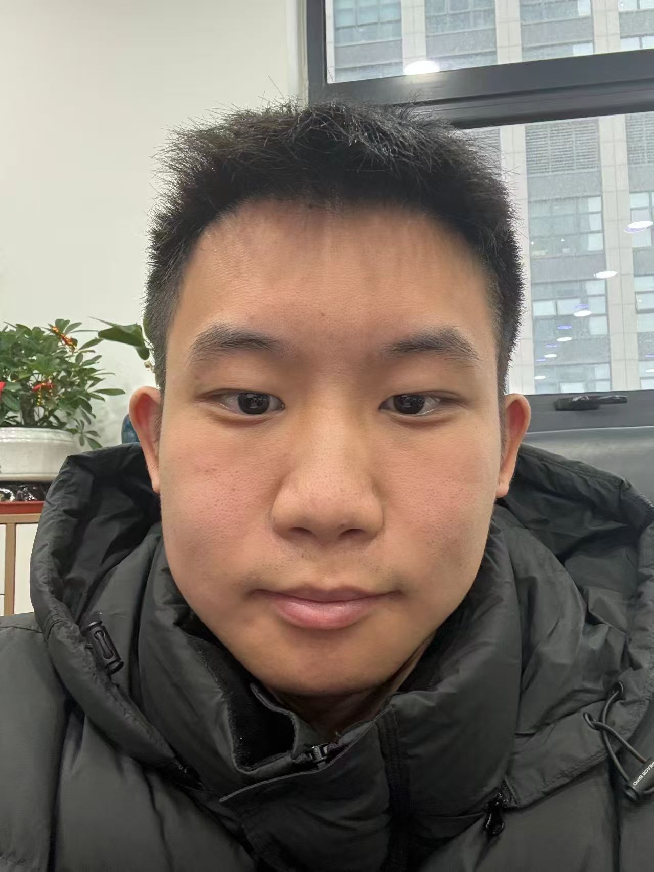 王震资深会计头像